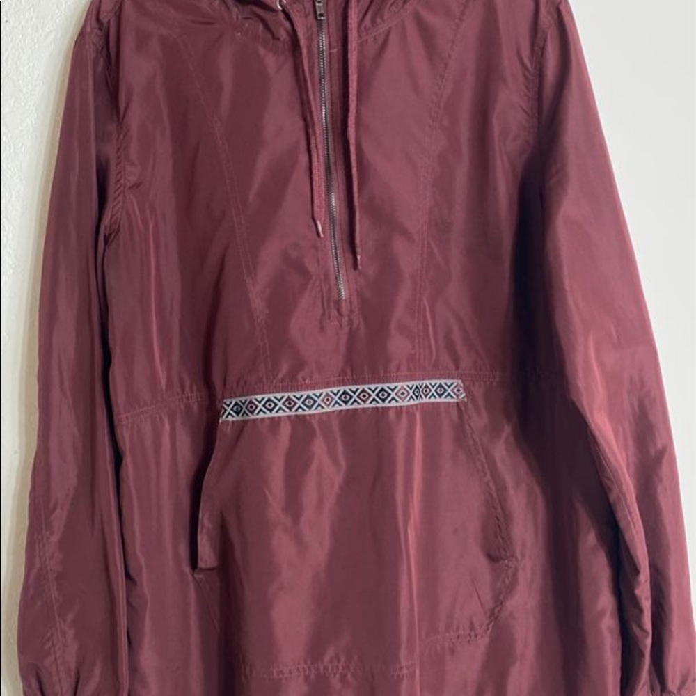 Women’s windbreaker